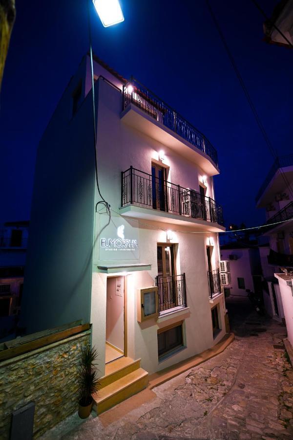 Eumorphia Studios & Apartments สเกียธอสทาวน์ ภายนอก รูปภาพ