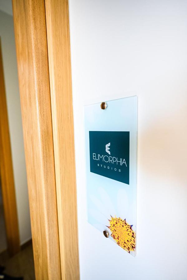 Eumorphia Studios & Apartments สเกียธอสทาวน์ ภายนอก รูปภาพ