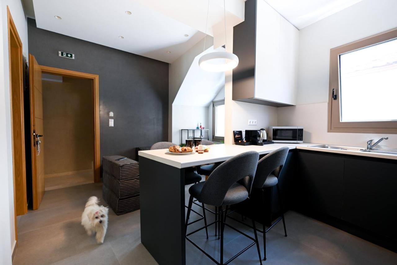Eumorphia Studios & Apartments สเกียธอสทาวน์ ภายนอก รูปภาพ